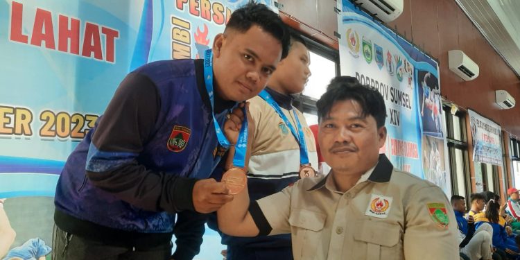 Atlit Sambo Musi Rawas Berhasil Rebut II Medali di Porprov Lahat 2023