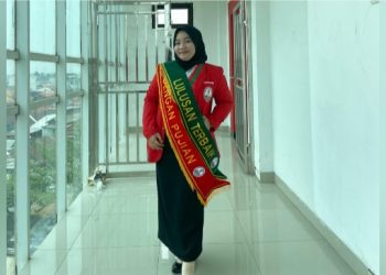 Jalani Kulia di UKB Sambil Kerja, Fitria Tak Menyangka Jadi Lulusan Terbaik Tingkat Universitas